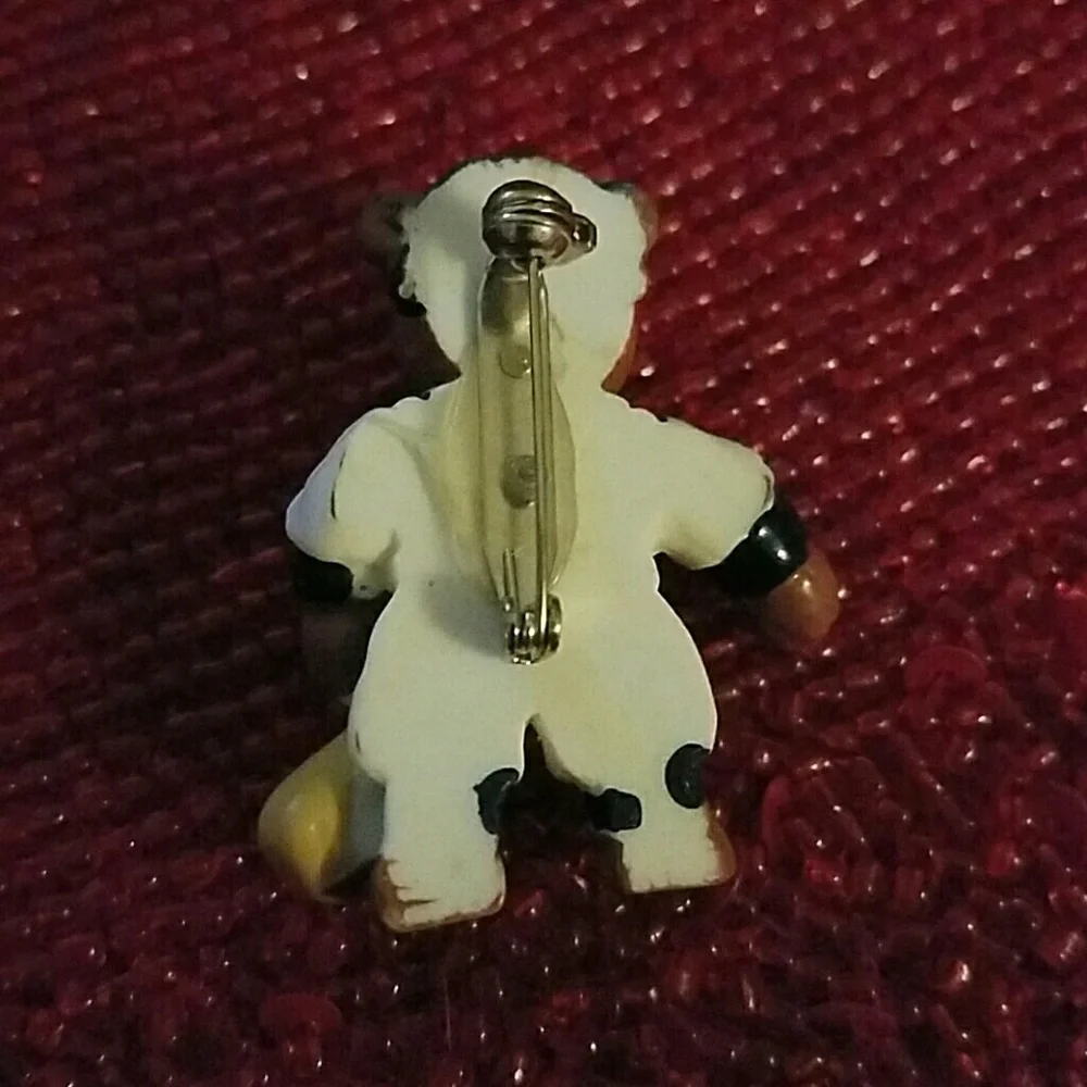 LITTLE SLUGGER PIN